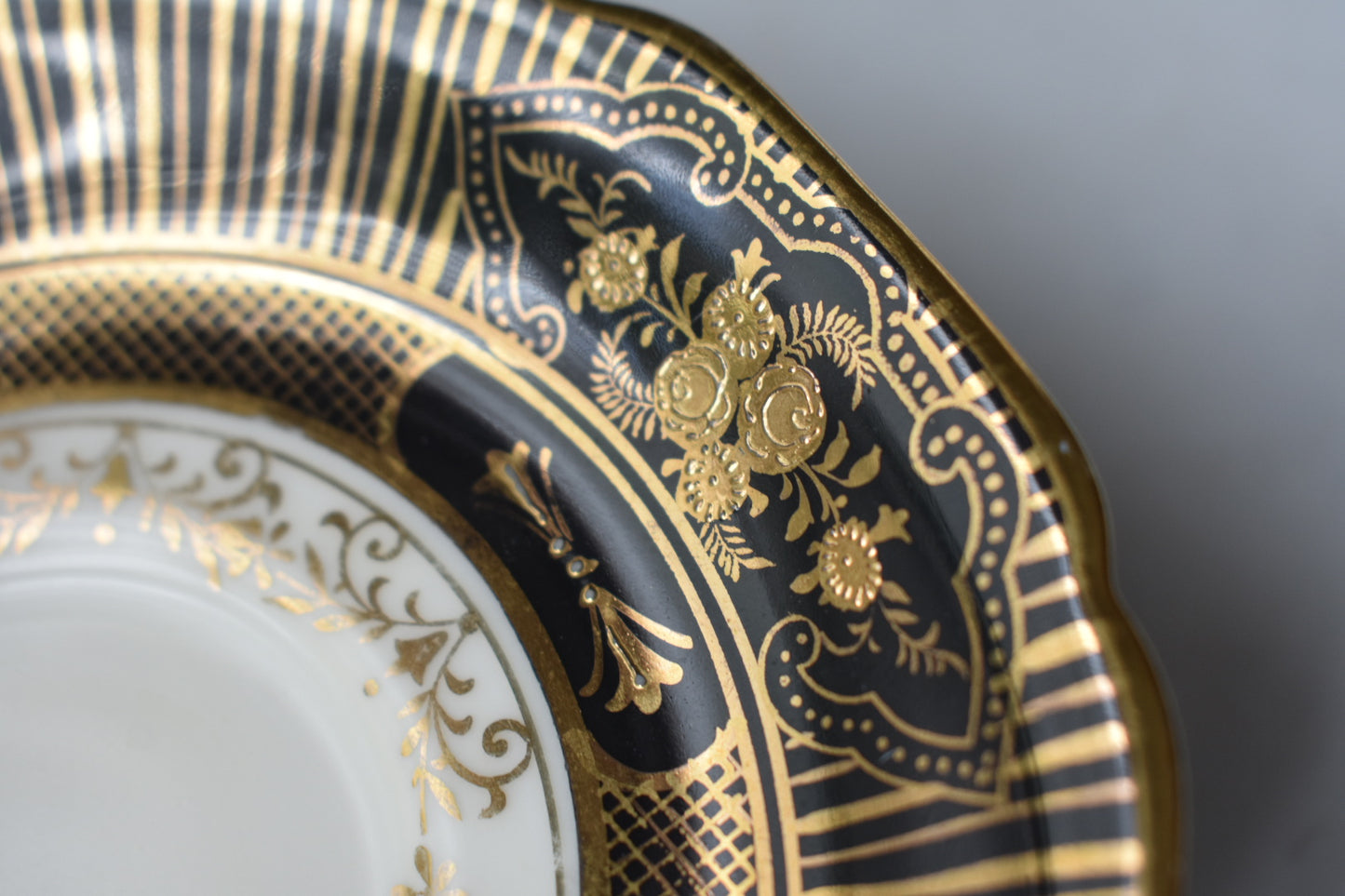 オールドノリタケ　珍しい黒のC&S （ペア）